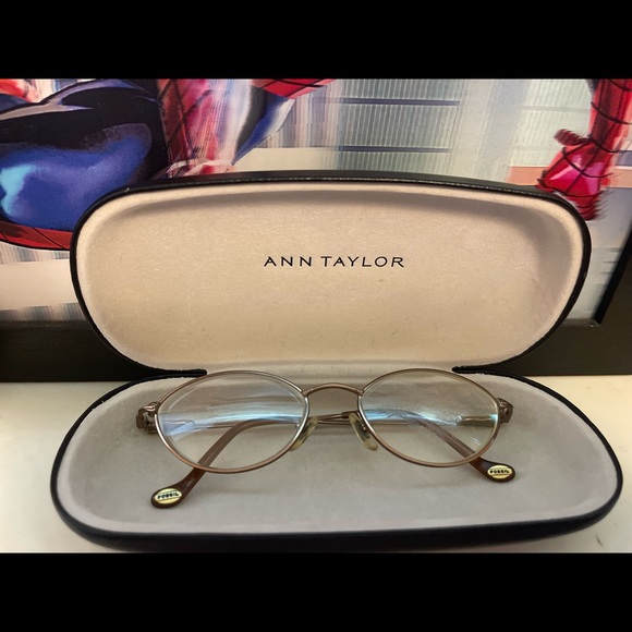 Worth 280$  FOSSIL eyeglasses +Ann Taylor  Case - Picture 1 of 5